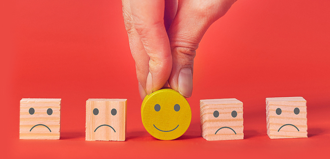 Customer showing rating with happy icon | Grow Your Business